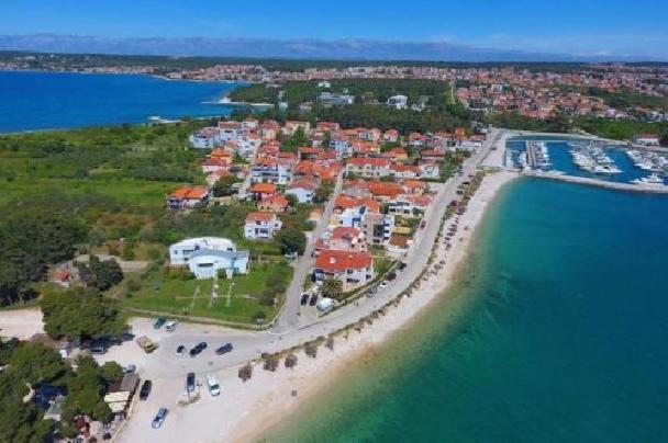 Novi Apartman Beti Blizu Plaze S Besplatnim Parkingom, Puntamika - Zadar Lejlighed Eksteriør billede